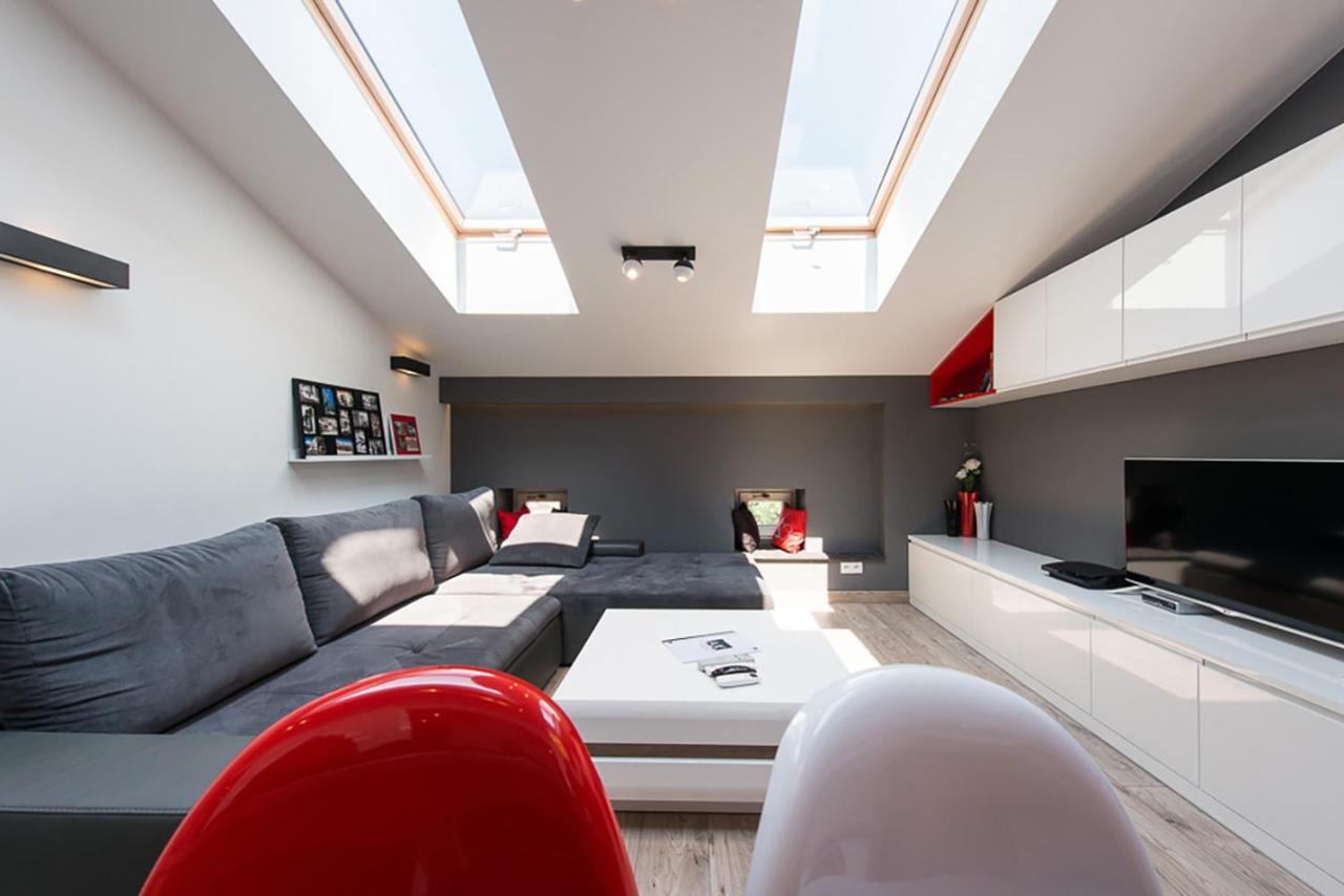 Cozy And Large 62 M2 Apartment With Air Conditioning, Old Town Cracovia Esterno foto
