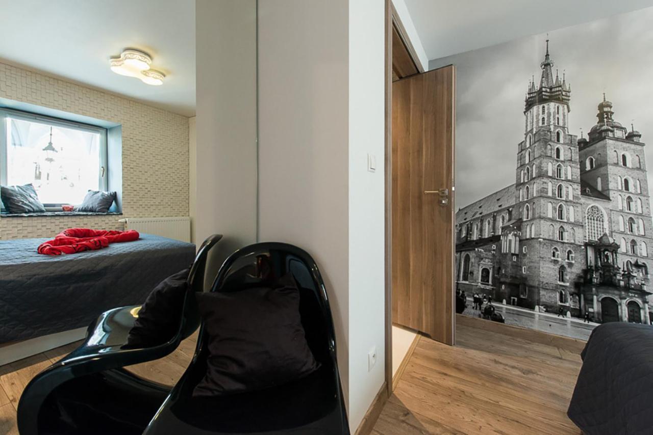 Cozy And Large 62 M2 Apartment With Air Conditioning, Old Town Cracovia Esterno foto